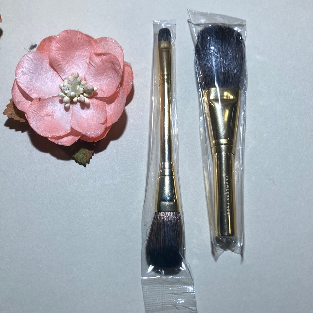 BareMinerals Gold Makeup Brushes Essential Set
